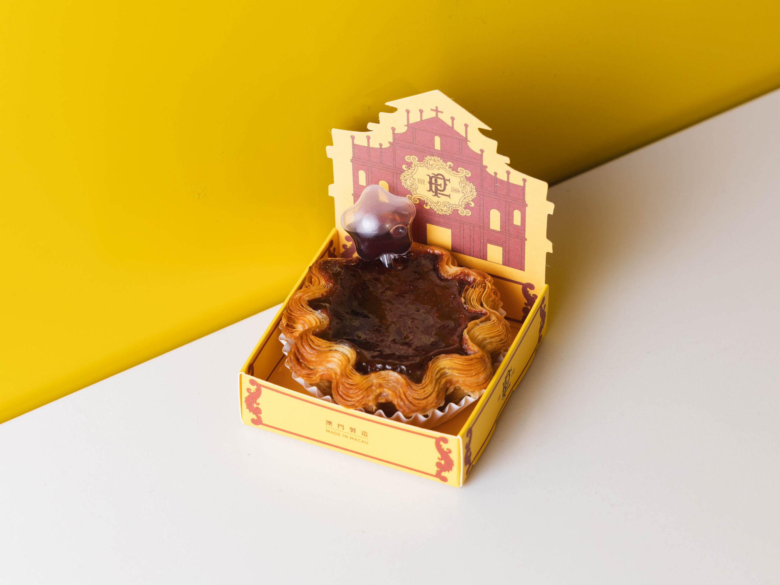 金燦鹽之花可可千層蛋撻 Chocolate Egg Tart