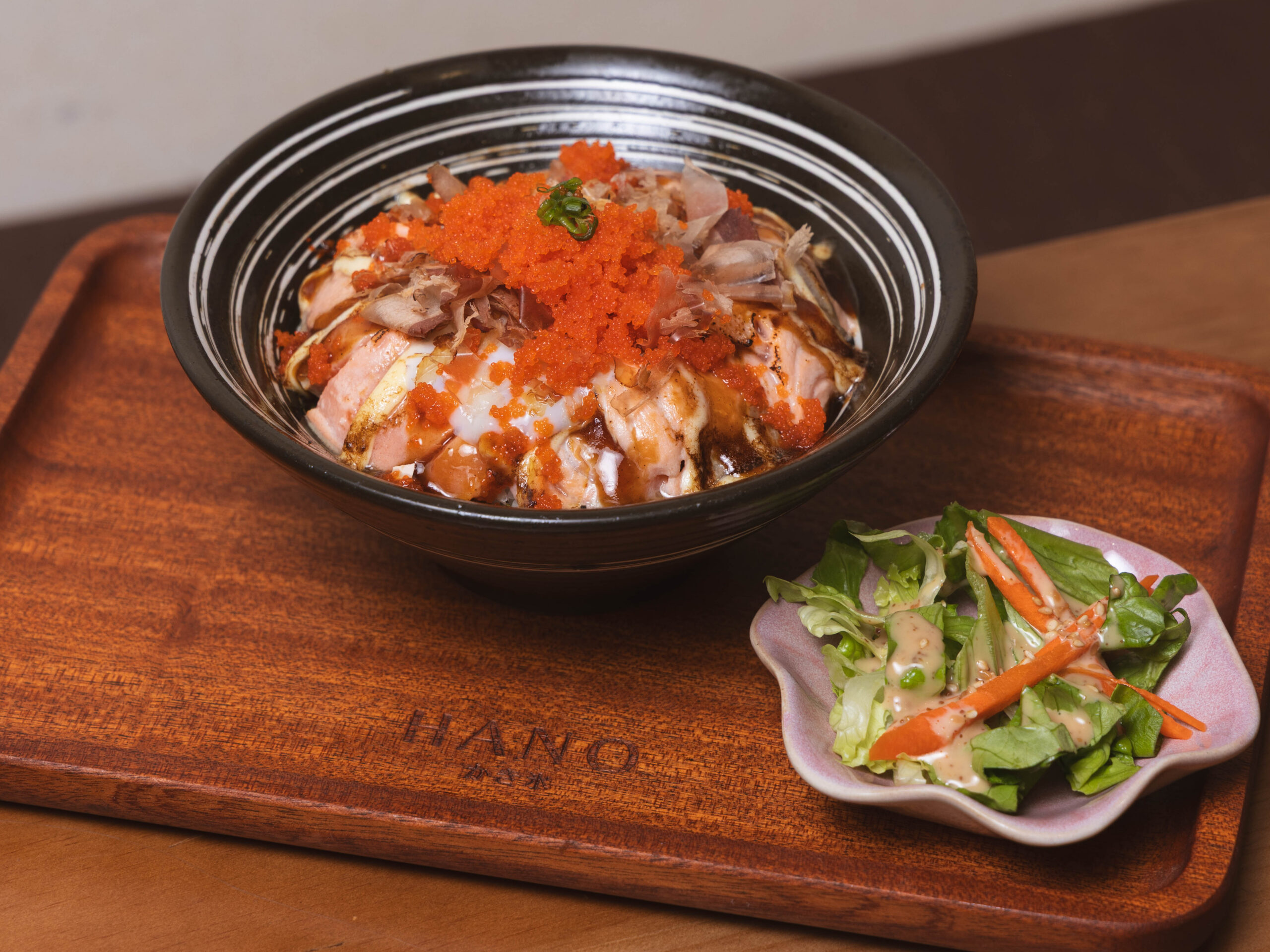 流心炙燒三文魚蓋飯
