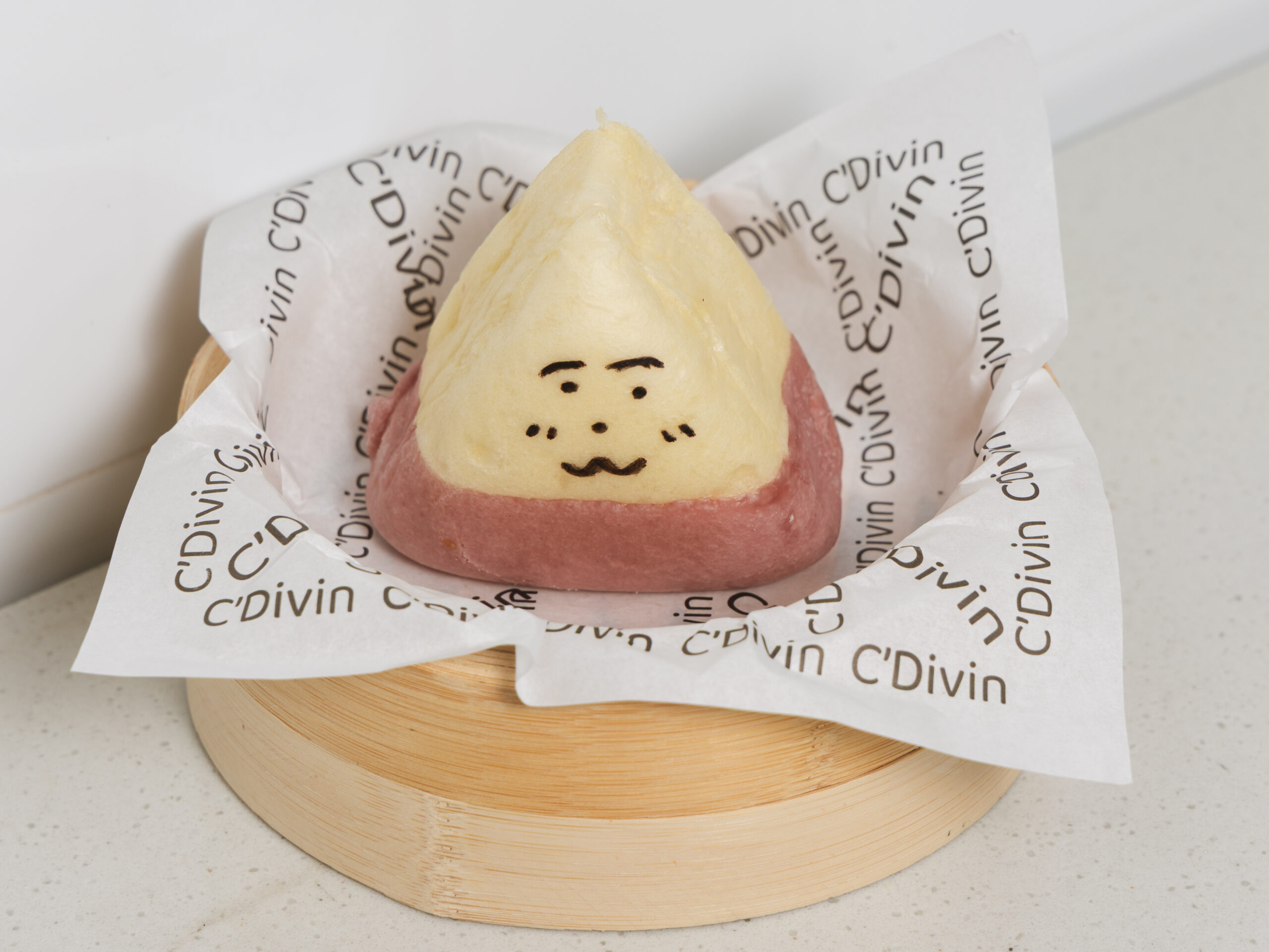 藍苺奶酪包