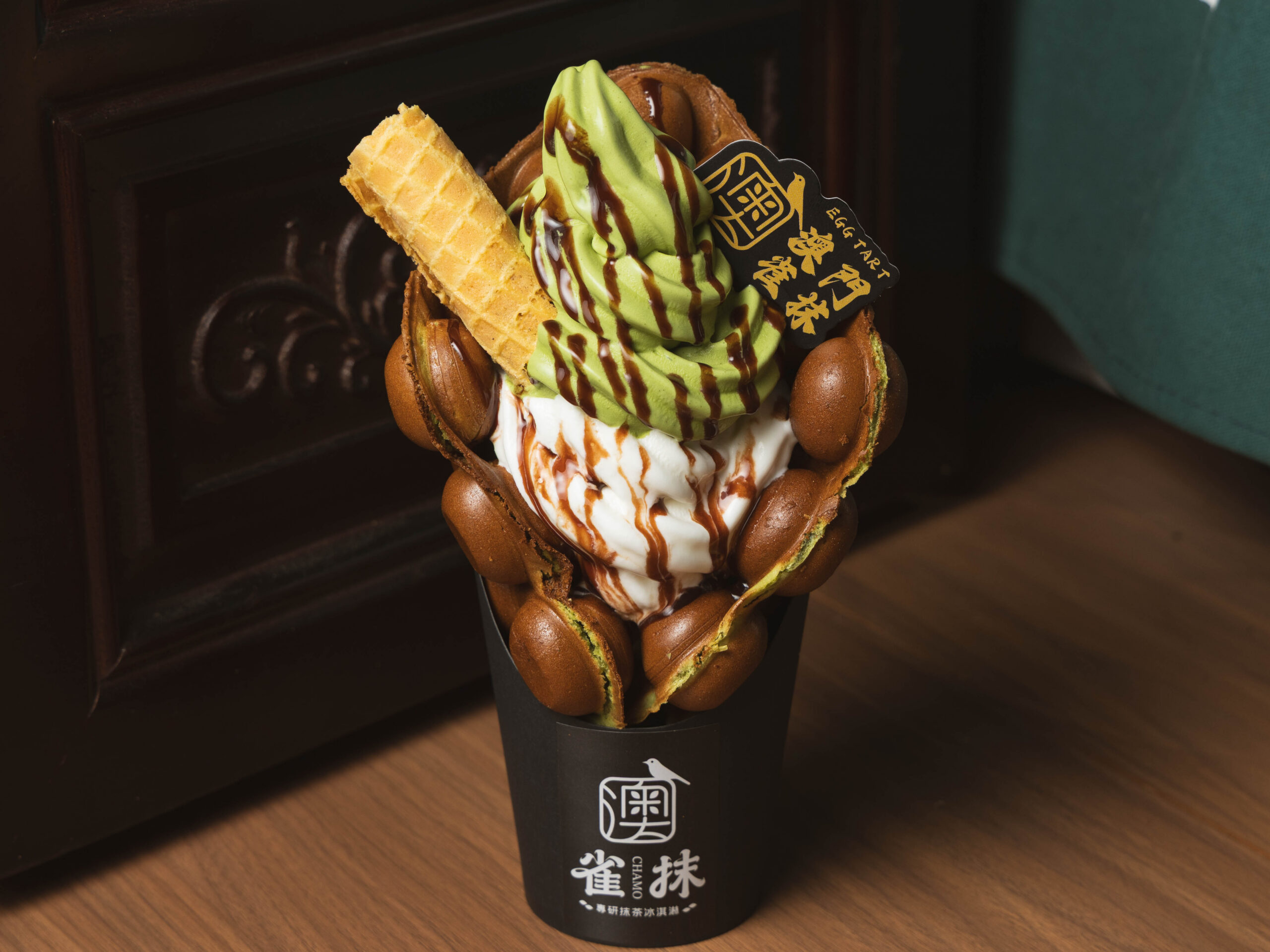 抹茶拼牛奶雪糕雞蛋仔