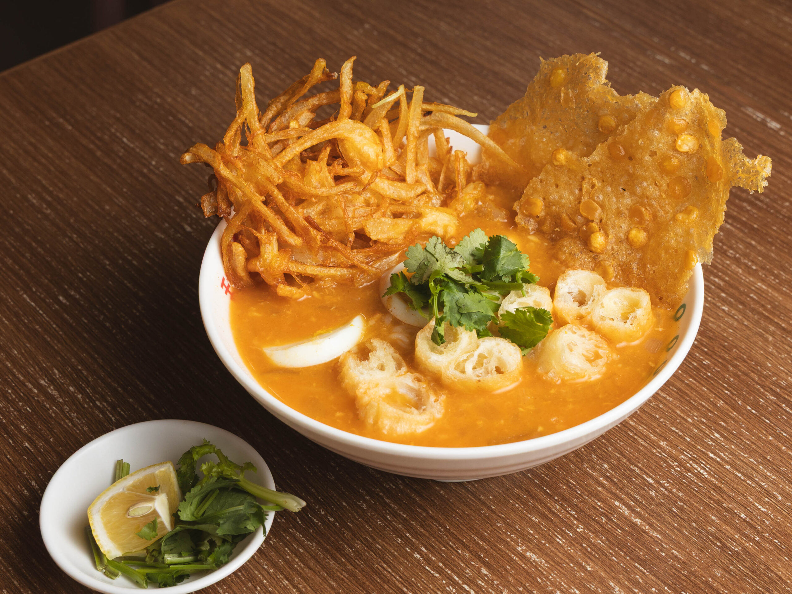 魚湯粉 (什錦)