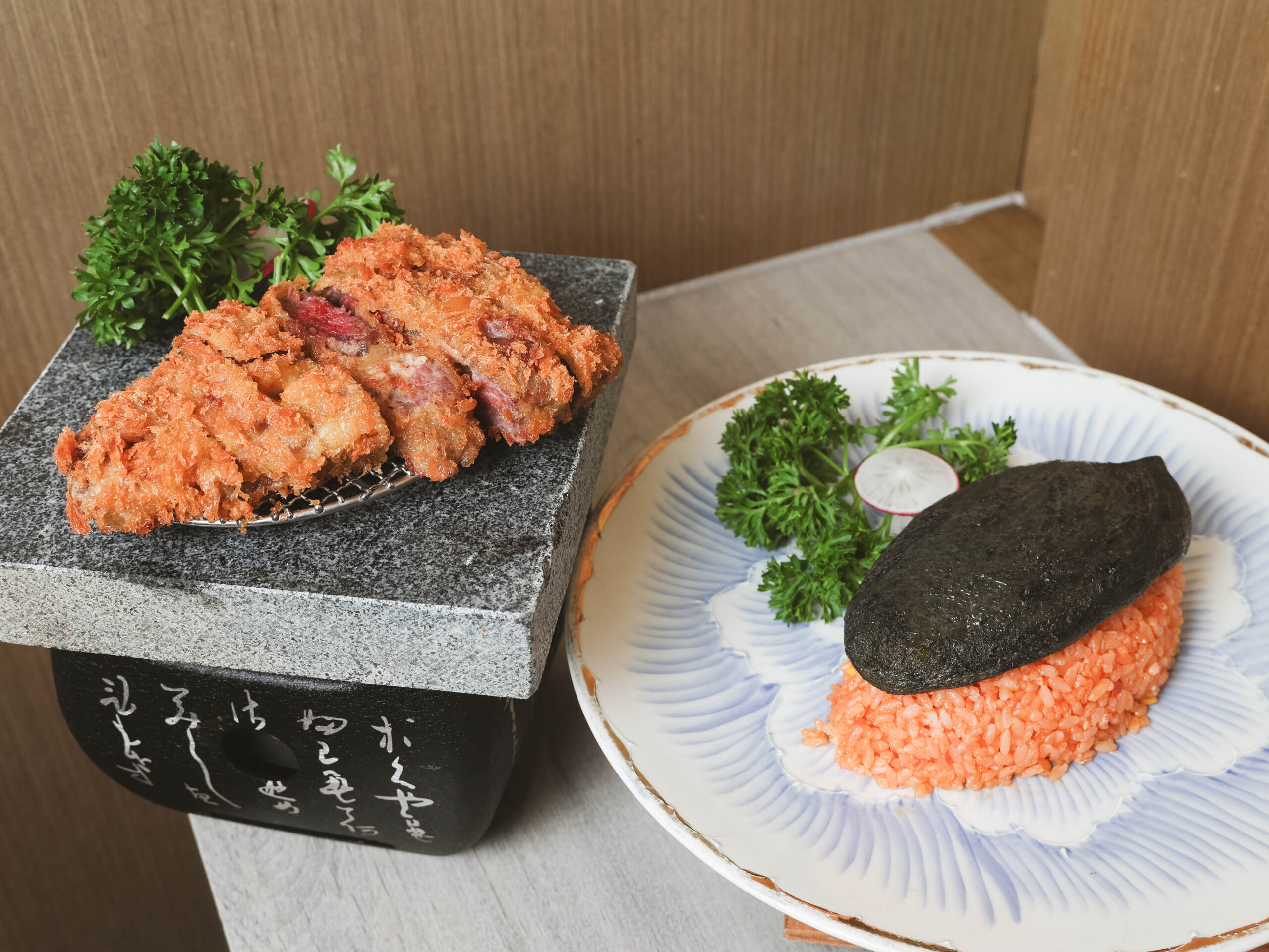 真火石燒和牛西冷蛋包飯
